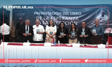 Presentan “De la esperanza a la decepción”, un libro de Aquiles Córdova Morán