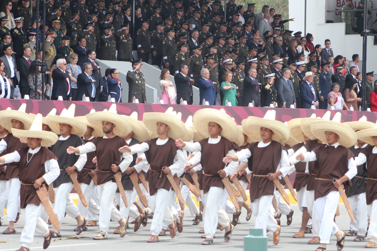 ¿Cómo se vivió el desfile del 5 de Mayo?