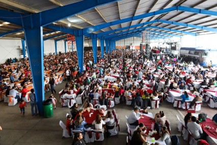 Reconoce Nacho Mier trabajo del magisterio para el desarrollo social de Puebla