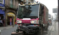 Limpian 15 toneladas de ceniza diariamente en Puebla Capital