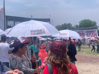 Adán Augusto se despide de Puebla, en evento organizado por Nacho Mier