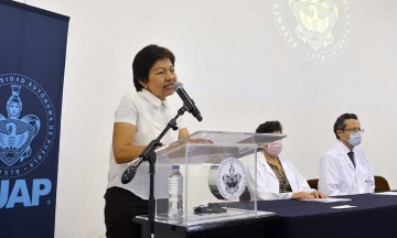 La Facultad de Medicina forma profesionales de la salud con sentido humano y compromiso social: Rectora María Lilia Cedillo