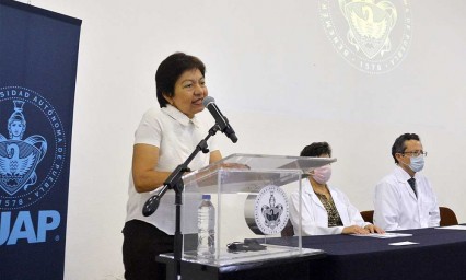 La Facultad de Medicina forma profesionales de la salud con sentido humano y compromiso social: Rectora María Lilia Cedillo