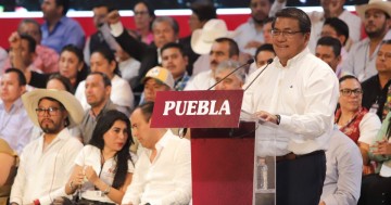 Julio Huerta renuncia a Gobernación para buscar la gubernatura