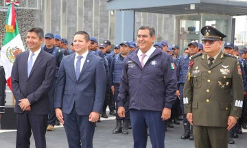 Gobierno del estado, comprometido con seguridad de Puebla; Sergio Salomón entrega armamento y patrullas