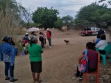 Piden pobladores se les brinde agua potable