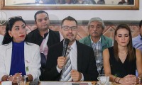 Juan Carlos Natale pide piso parejo en Puebla para todas las corcholatas
