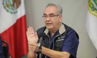 Renuncia el doctor Martínez, Secretario de Salud del Gobierno de Puebla