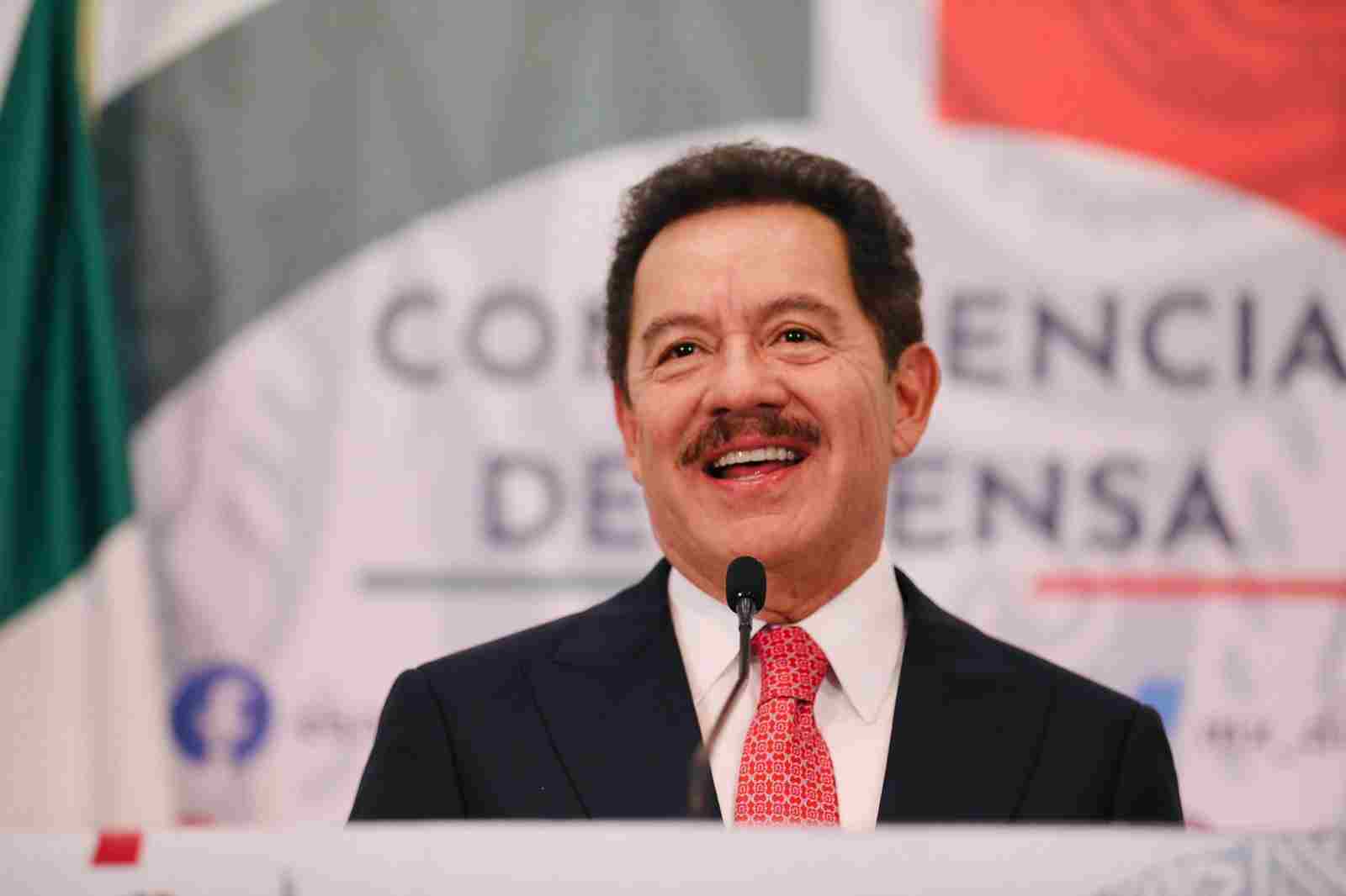 Nacho Mier aún no tiene en mente renunciar a su cargo como diputado federal para meterse de lleno a hacer campaña