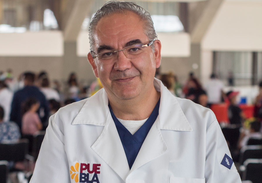 El Dr. José Antonio Martínez García quien renunció a la titularidad de la Secretaría de Salud