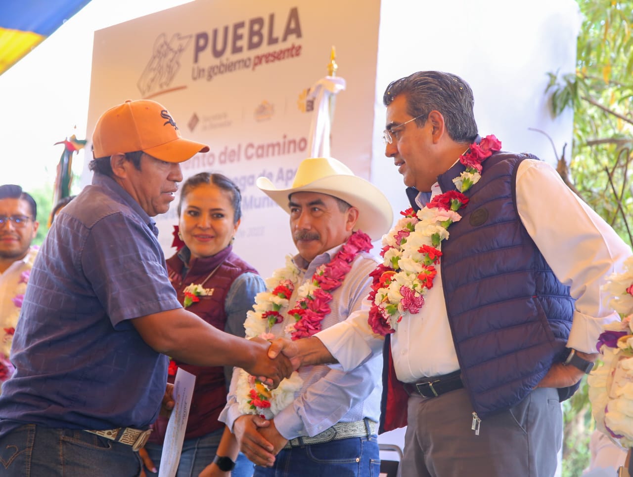 Bienestar para las Familias Poblanas: 153 Acciones Sociales Entregadas por el Gobernador en Tochimilco