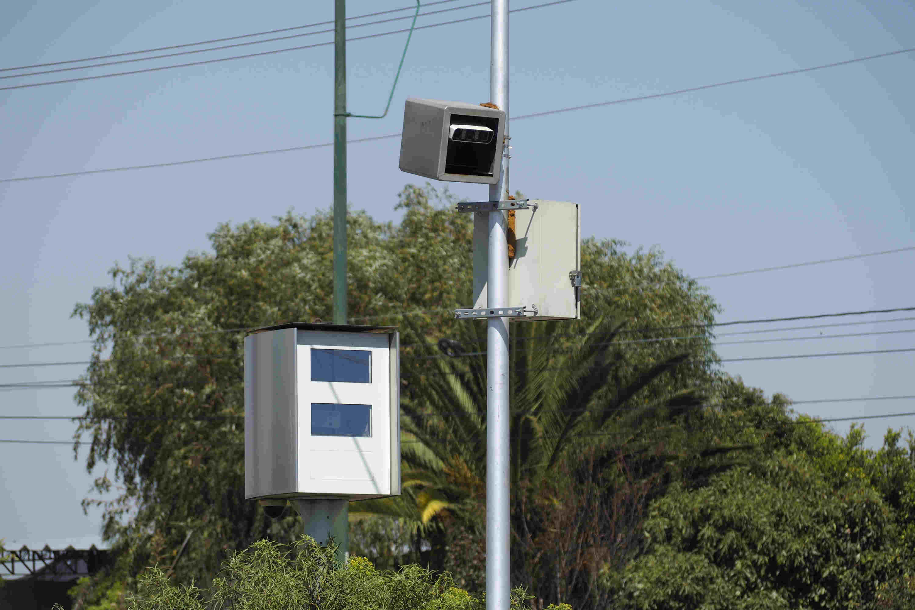 Las fotomultas serán controladas por la empresa Autotraffic S. A. de C. V., la cual se llevará el 35% de la recaudación que se genere en la zona