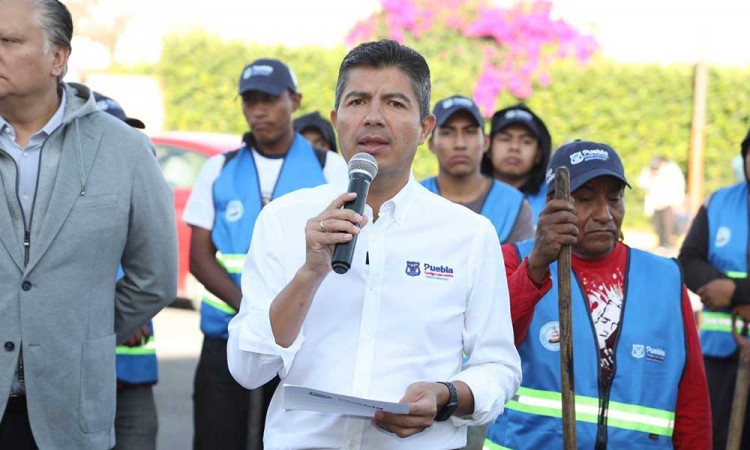 Ayuntamiento de Puebla tapará 50 mil baches con nueva etapa de mantenimiento