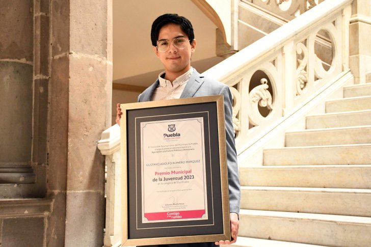 Gustavo Adolfo Romero Márquez, alumno de la carrera de Urbanismo y Diseño Ambiental, de la Facultad de Arquitectura, ha estado involucrado en la planeación urbana y su impacto en el bienestar social.