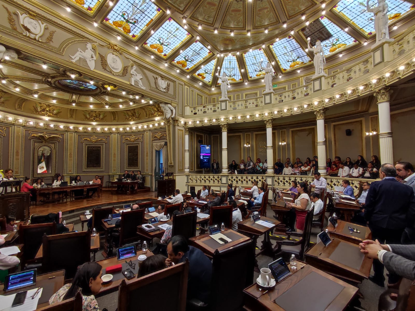 Promueven Charlas Virtuales de legisladoras y legisladores con personal del Congreso del Estado