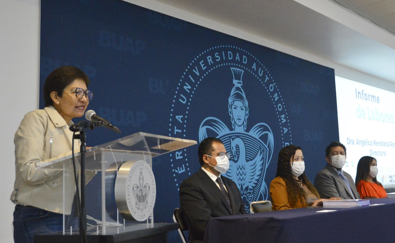 La Rectora Lilia Cedillo preside Segundo Informe de Labores de la directora de esta unidad académica, Angélica Mendieta Ramírez