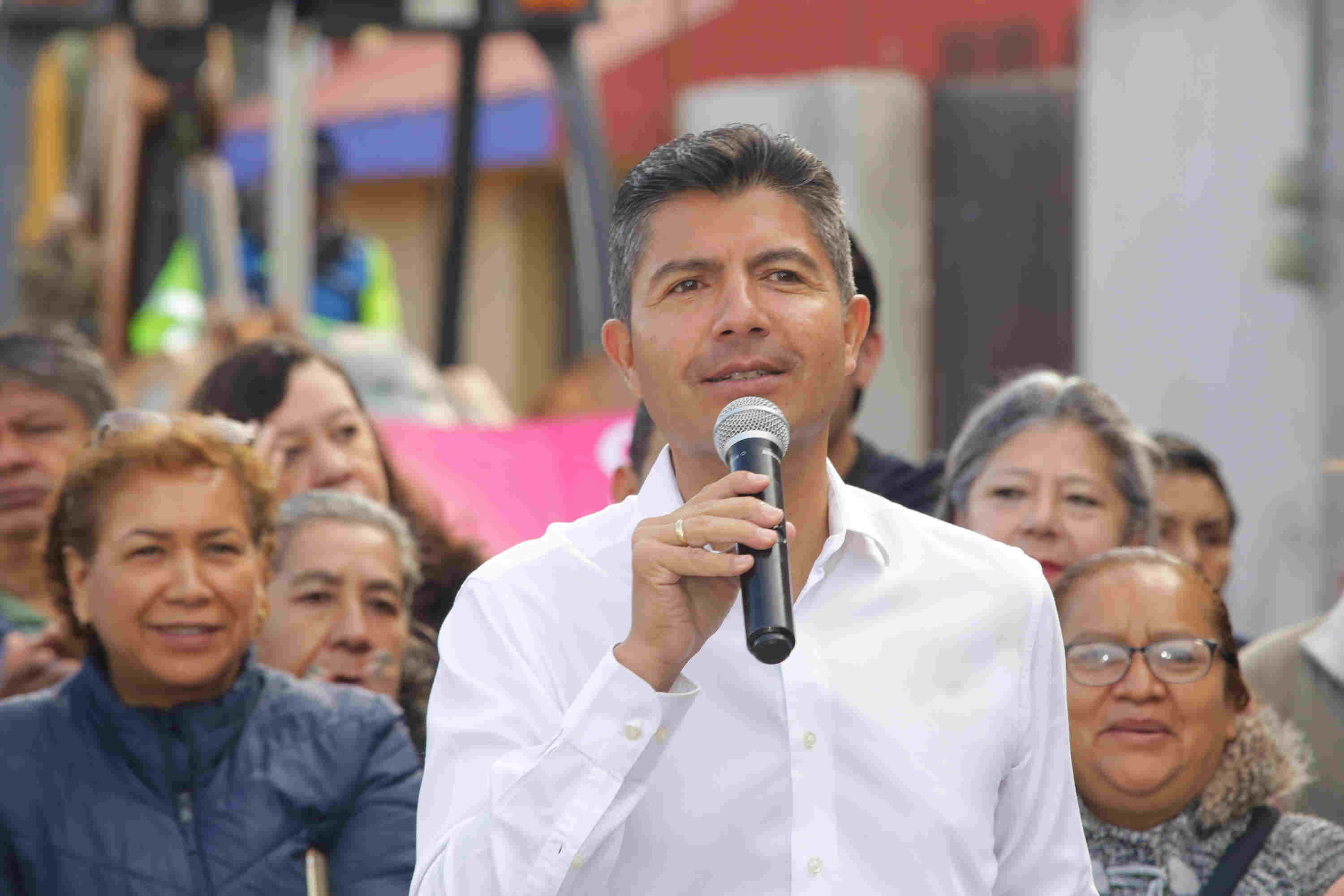 Un padre de familia de tres hijos, que no atravesaba por un buen momento fue la persona que se lanzó en el río Alseseca, informó el alcalde Eduardo Rivera Pérez