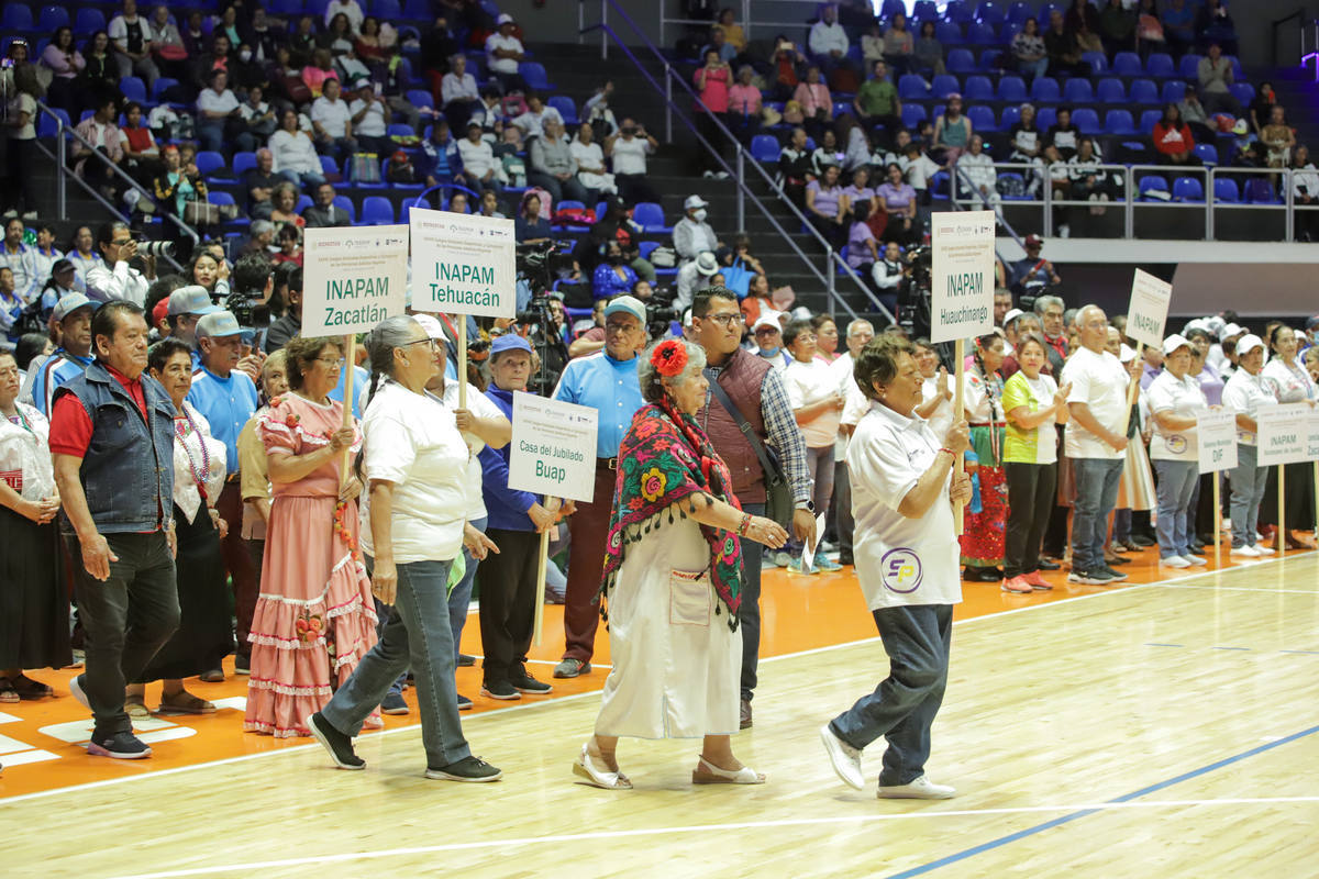 Juegos Estatales Deportivos y Culturales de las Personas Adultas Mayores en la Arena BUAP