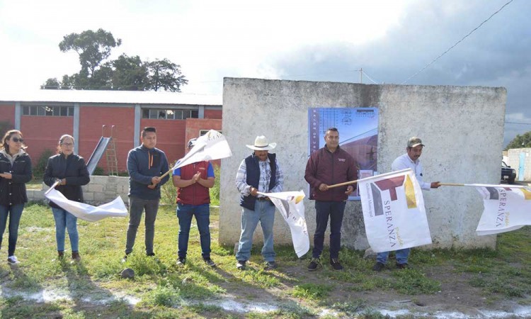 Ayuntamiento de Esperanza inaugura construcción de salón de usos múltiples en San Antonio de Abajo