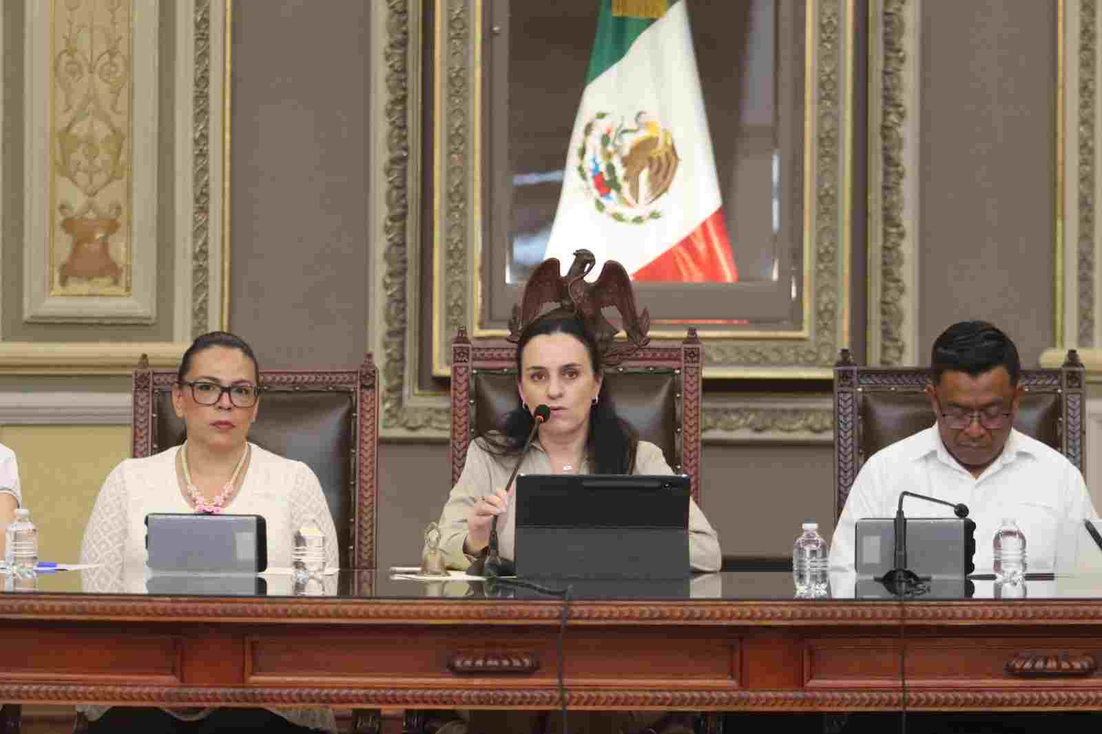 Los diputados del Congreso de Puebla buscarán sancionar a quienes roben autopartes con penas de tres a 12 años