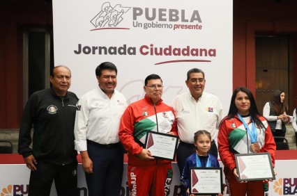 Jornada Ciudadana en Casa Aguayo: Atendiendo Inquietudes y Conectando con la Comunidad