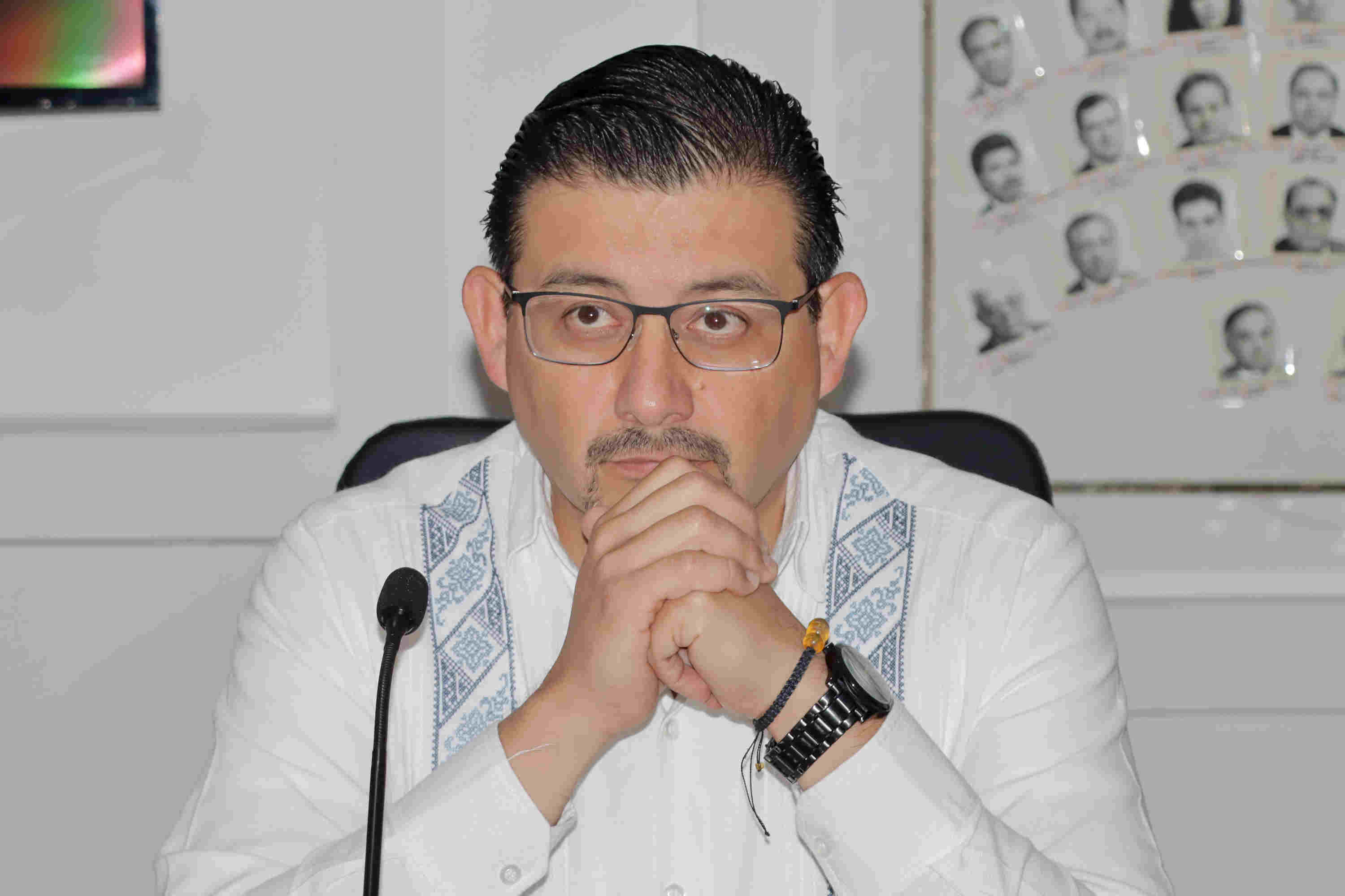 Eduardo Alcántara condicionó la candidatura de San Pedro Cholula a Erika de la Vega, a quien le pidió tener relaciones sexuales a cambio de otorgarle el puesto.