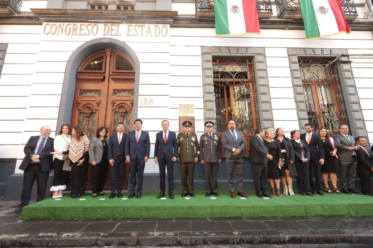 El diputado presidente de la LXI Legislatura, Eduardo Castillo López, acudió al acto en representación del Poder Legislativo del Estado de Puebla.