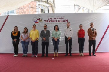 Norma Layón da inicio a las festividades del Mes Patrio en San Martín Texmelucan. Celebremos juntos nuestra historia y unidad.