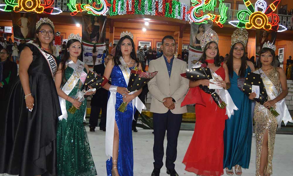 Éxito en el Certamen Reina de Fiestas Patrias Esperanza 2023