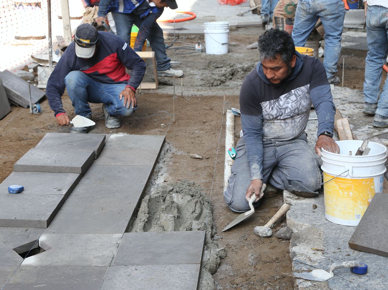 Instalación de tres nuevas fuentes frente a Palacio Municipal