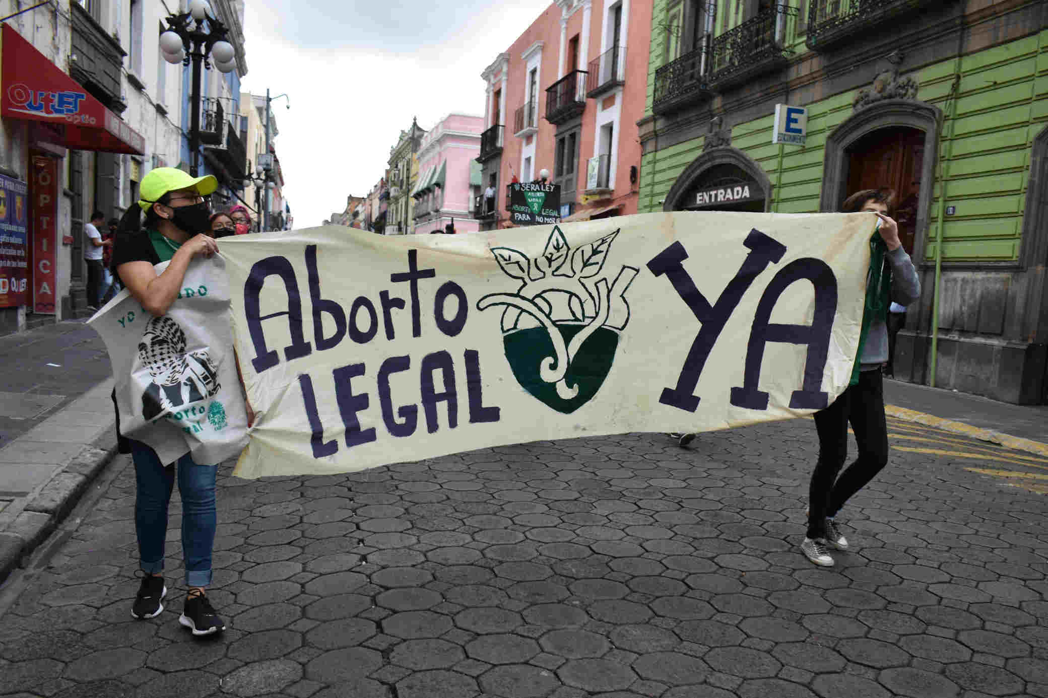 En marzo del 2023, las colectivas poblanas obtuvieron otra victoria, pues ganaron un amparo contra la regulación del delito de aborto en el estado