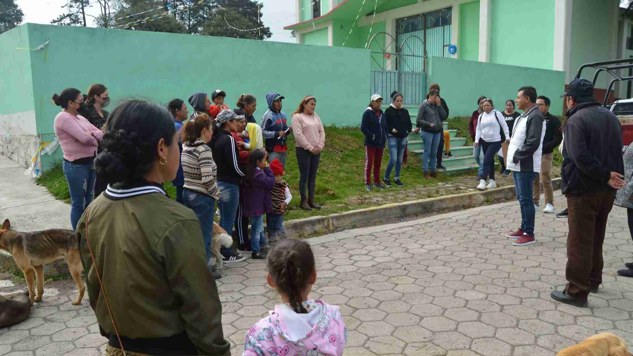 El presidente municipal reiteró su compromiso de continuar con esta entrega de ayuda alimentaria de manera mensual