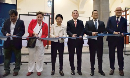 Ideales Gráficos de los Años Setenta: Una Mirada a la Universidad Autónoma de Puebla