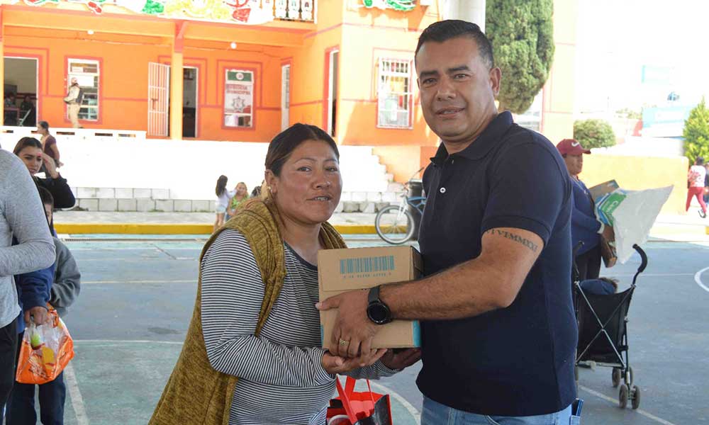Ayuntamiento de Esperanza realiza entrega de programa lácteo