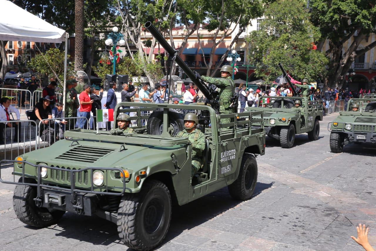 Desfile de Puebla en el Centro Histórico, celebraron a los Pericos de Puebla