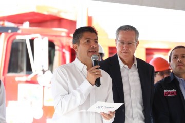 Eduardo Rivera Cumple Promesa: Más de 7,000 Casas Nuevas en Puebla