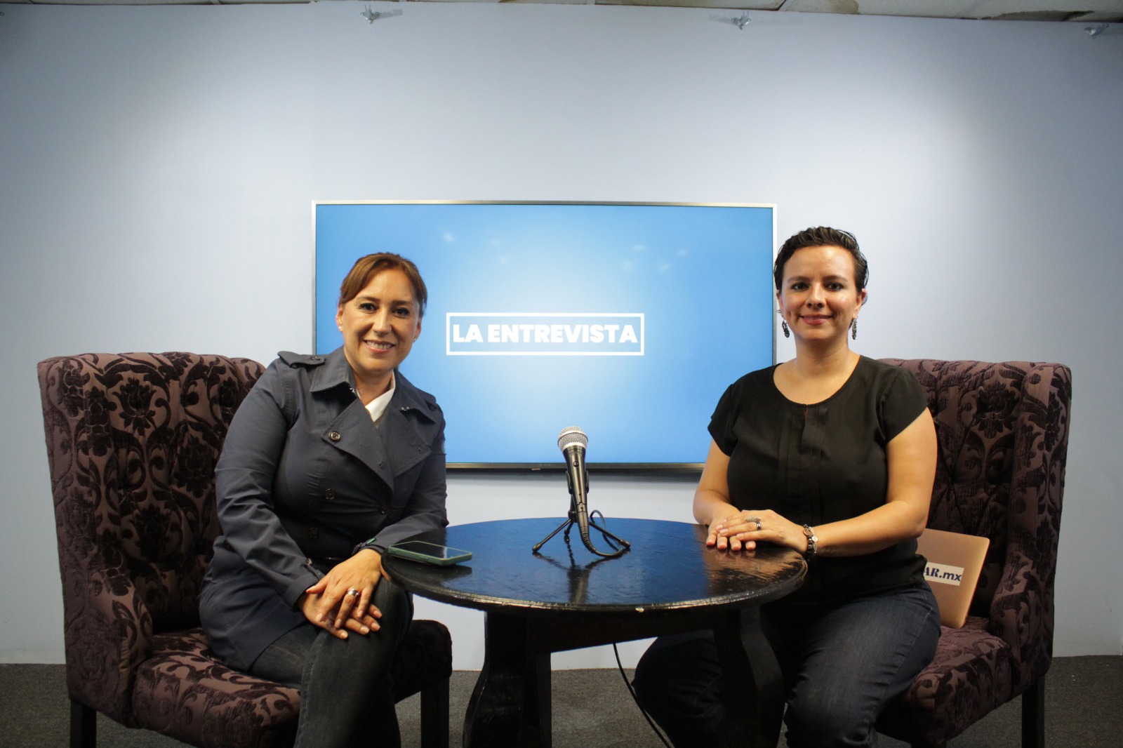 La Entrevista con Guadalupe Leal