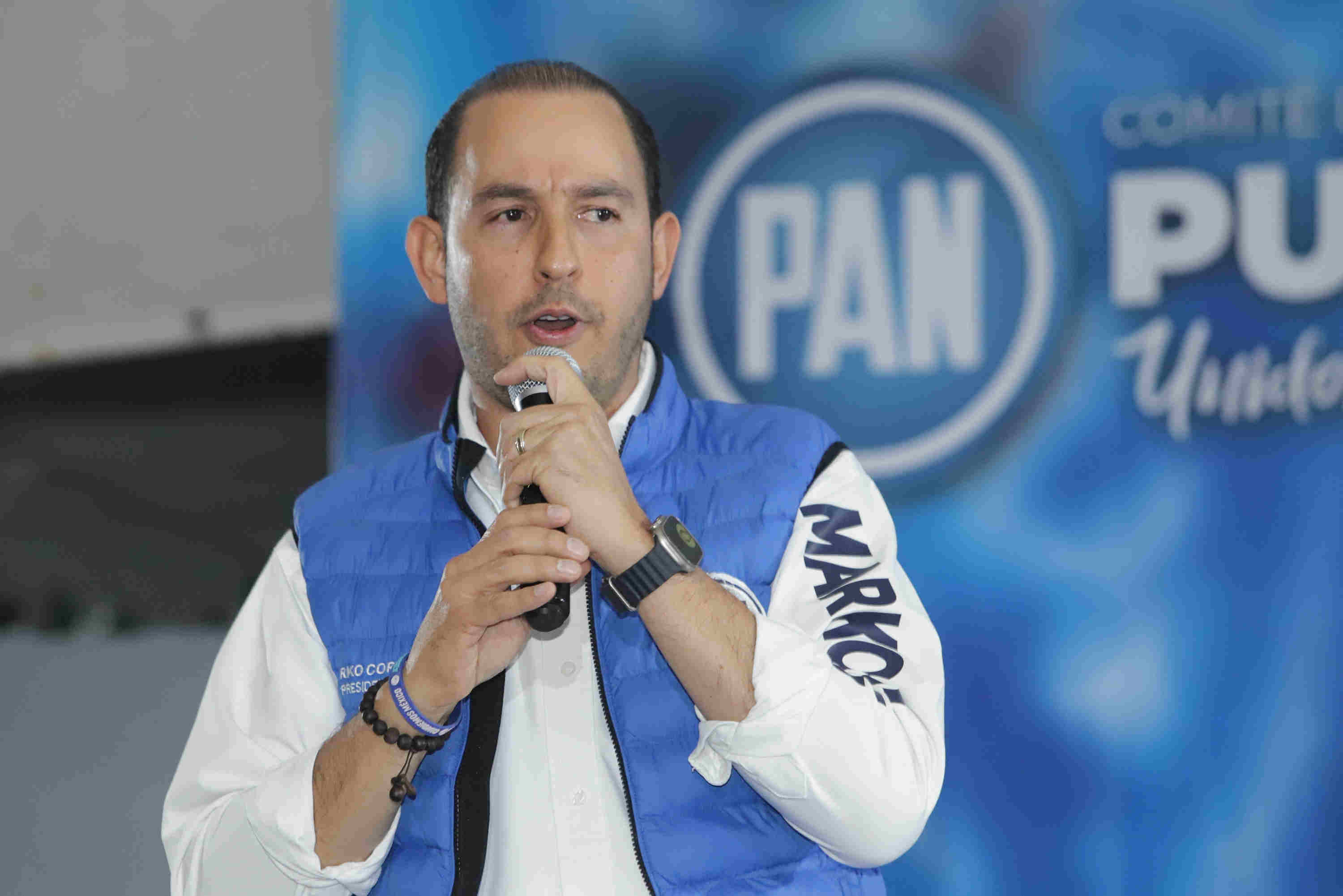 Marko Cortés pone de ejemplo a Ana Tere Aranda por realizar denuncia contra Ignacio Mier