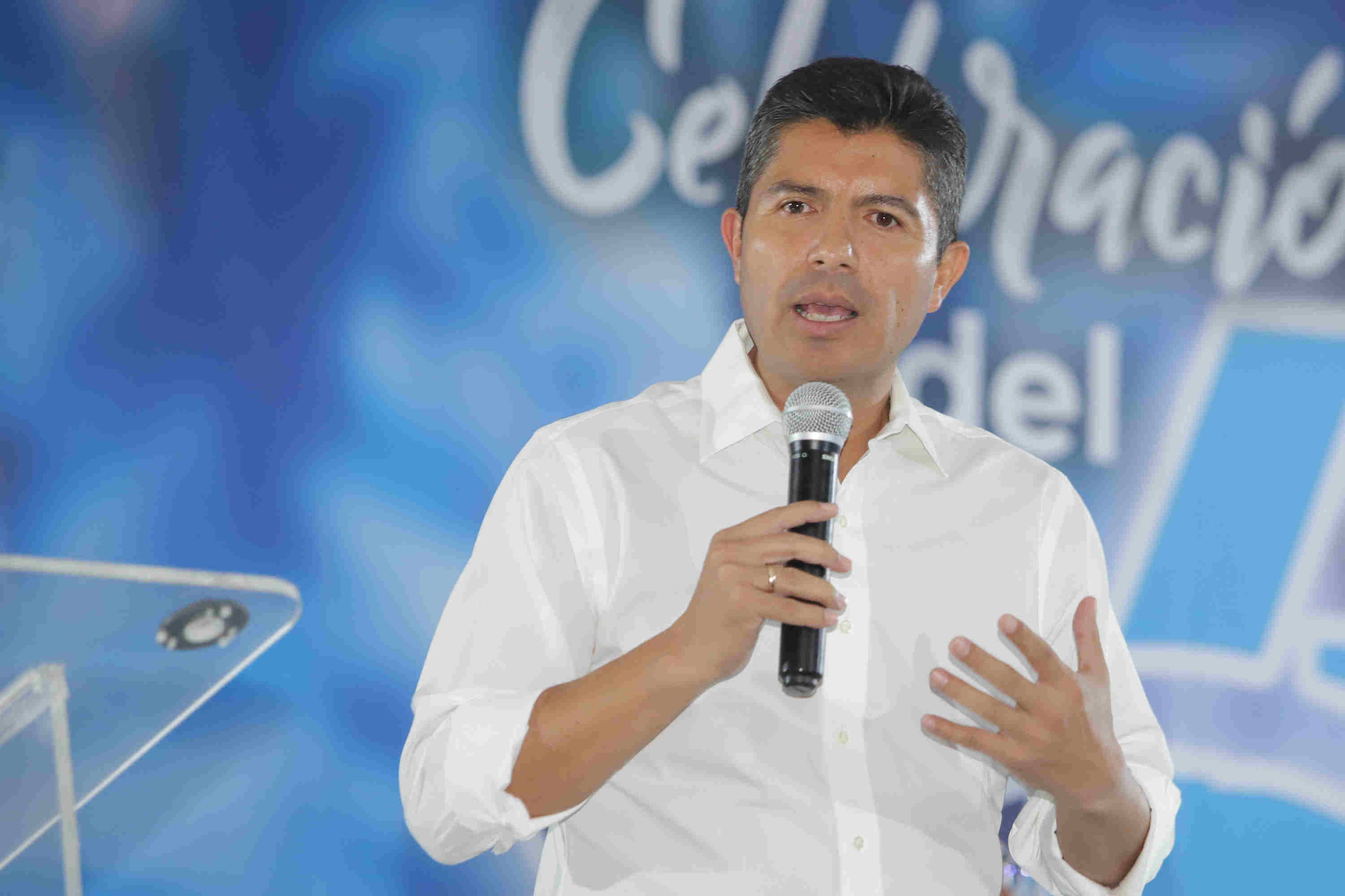 El alcalde capitalino, Eduardo Rivera Pérez, aseguró que será el 15 de octubre cuando dé a conocer cómo participará en la elección del 2024