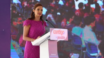 Liliana Ortiz Pérez, presidenta honoraria del Sistema Municipal de Puebla presenta informe de buenas acciones