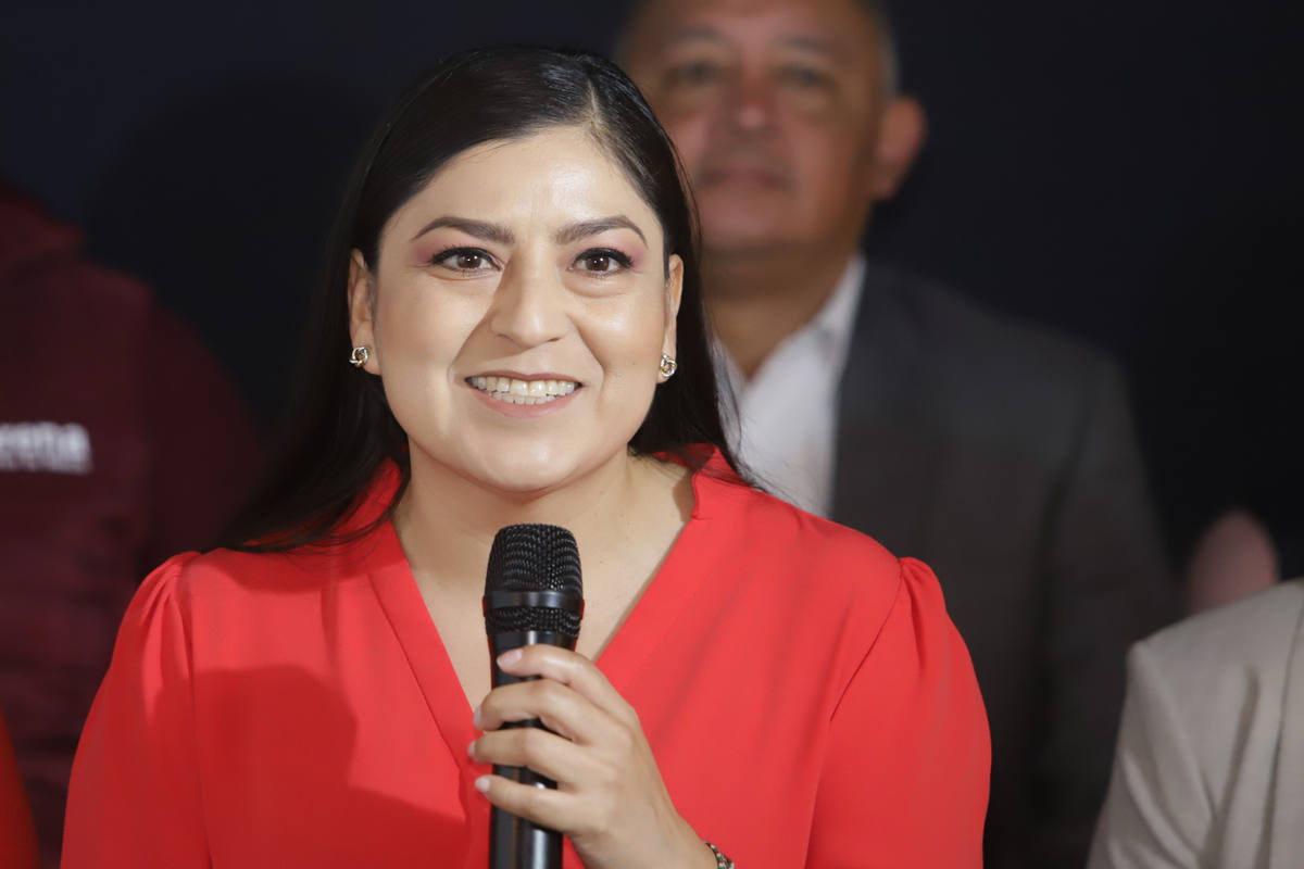 La exalcaldesa Claudia Rivera Vivanco aseguró que ella estará en las encuestas para designar al candidato a la gubernatura por Morena