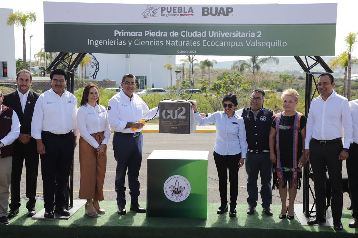 Colocan primera piedra de Ciudad Universitaria II, tendrá 7 edificios