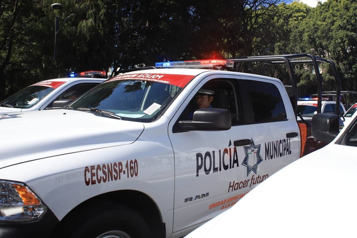 Al lugar acudieron unidades del cuerpo policiaco municipal, para hacer las diligencias correspondientes.