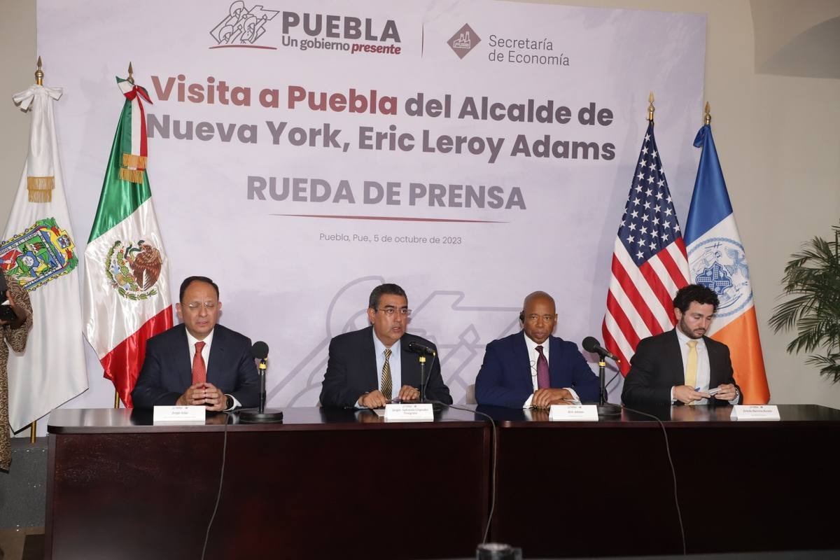 Eric Adams, quien arribó a la ciudad de Puebla, haciendo una visita a diferentes escenarios, fortaleciendo las relaciones internacionales del país.