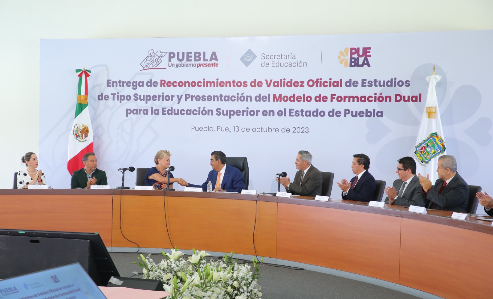Con entrega de RVOE, Gobierno de Puebla impulsa educación superior y garantiza desarrollo académico