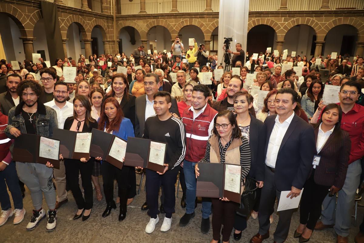 87% de quienes tomaron cursos de capacitación laboral del gobierno estatal son mujeres
