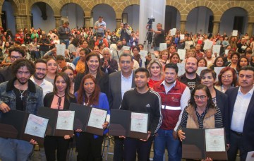 El mandatario estatal entregó 400 acciones del Subprograma Capacitación para el Empleo 2023, con una inversión de 8.7 millones de pesos