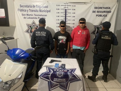 Seguridad en Texmelucan: Detenidos por robo a menores y posesión de vehículo robado