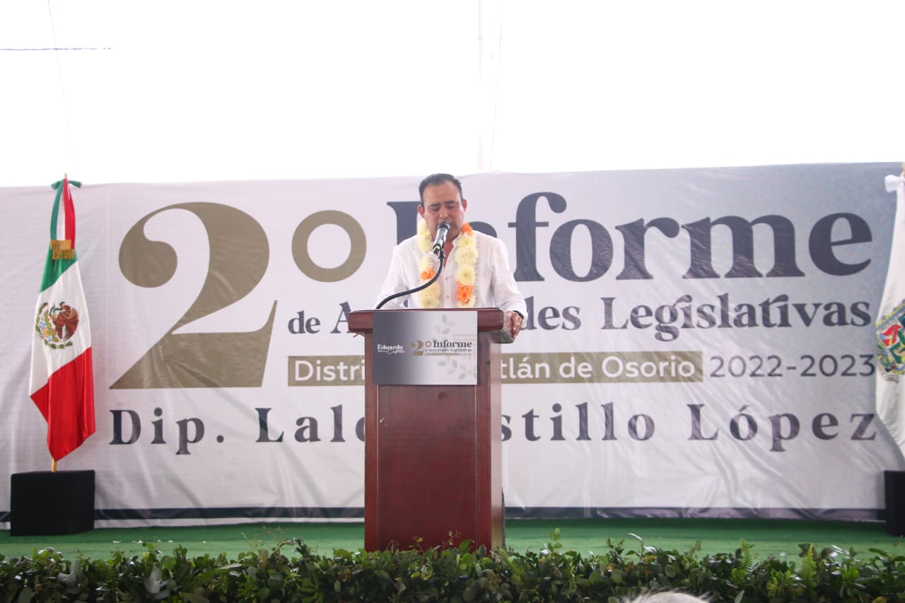 Eduardo Castillo López rinde segundo informe en la mixteca poblana