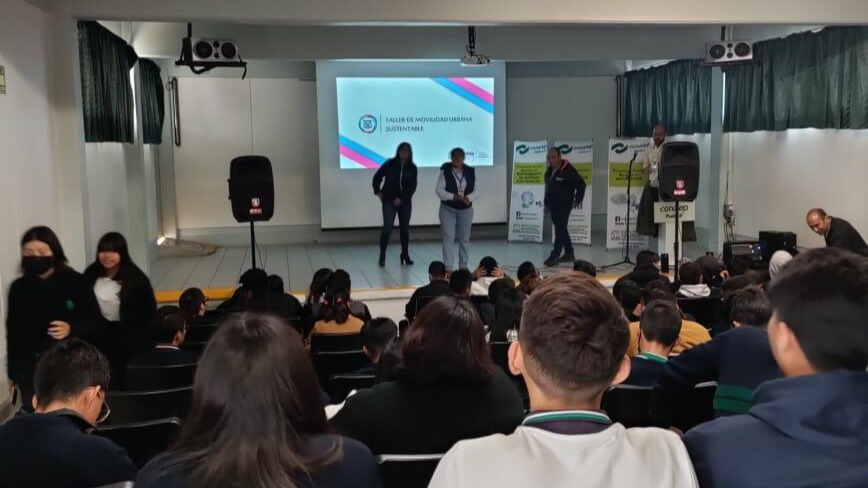 Ayuntamiento de Puebla brinda talleres de movilidad a más de 200 estudiantes de San Bartolo